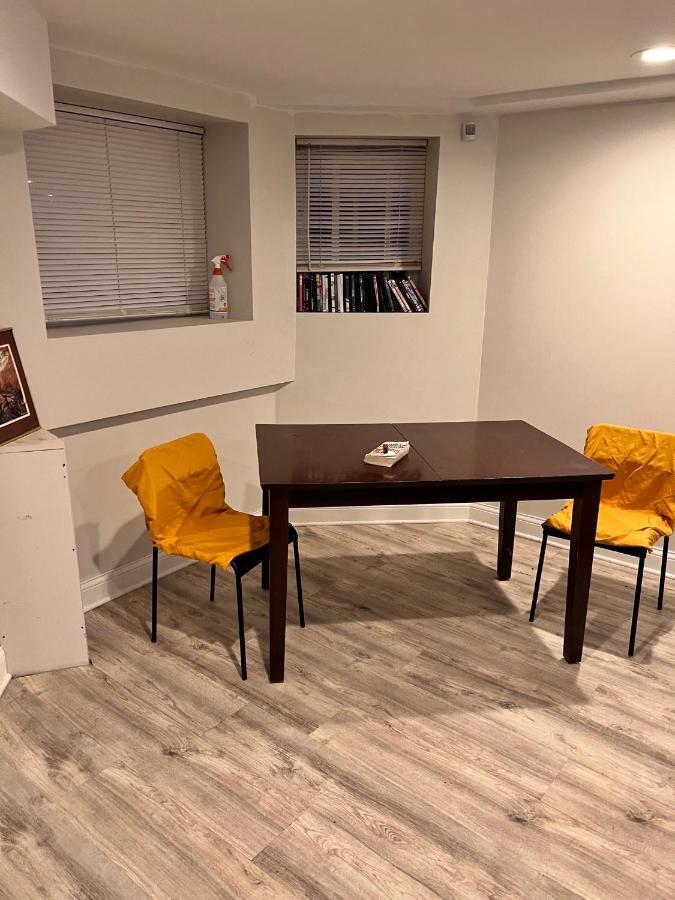 Simplified Living Space Chicago Ngoại thất bức ảnh