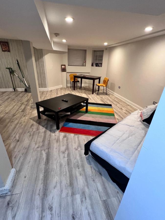 Simplified Living Space Chicago Ngoại thất bức ảnh
